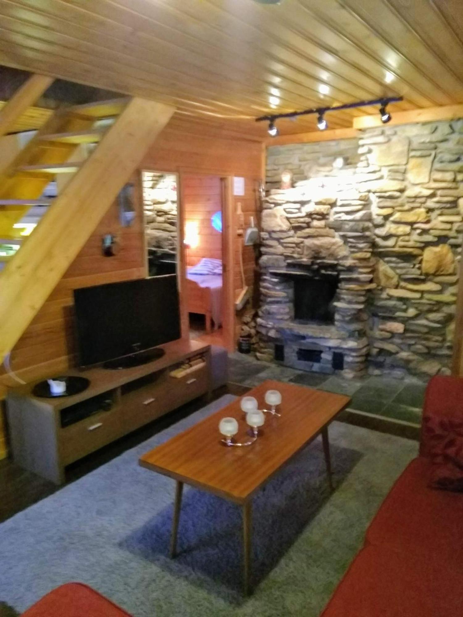 Lapikas Lägenhet Kallo Exteriör bild