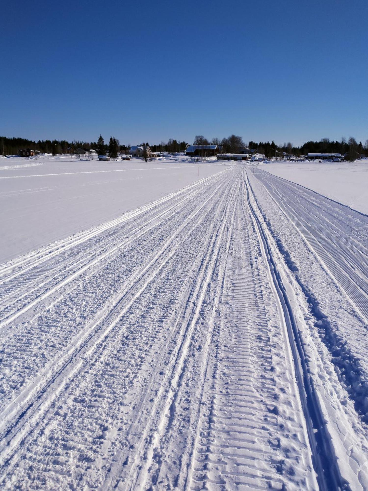 Lapikas Lägenhet Kallo Exteriör bild